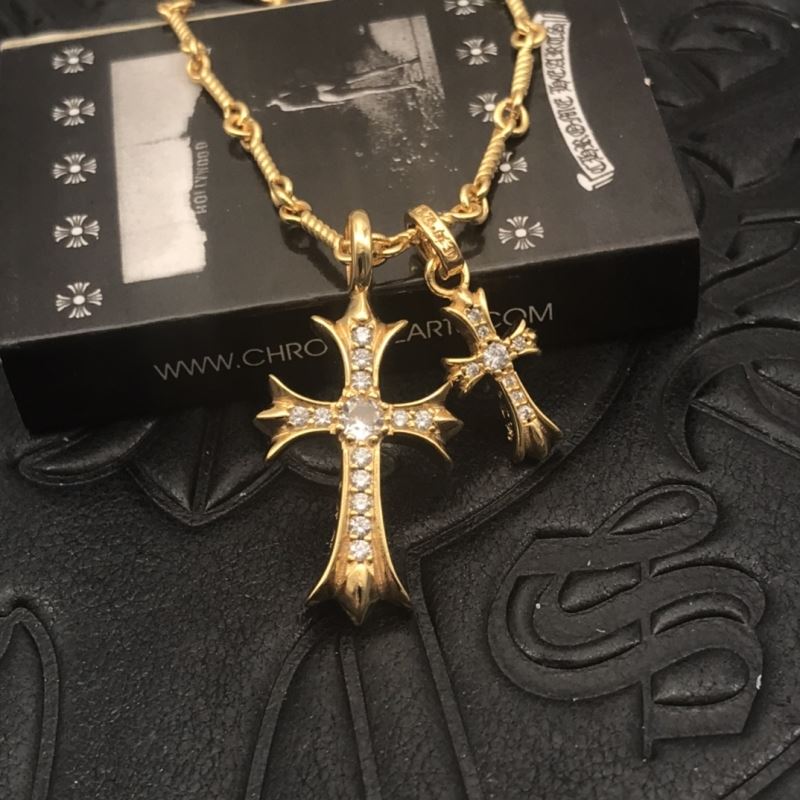 Ch**me He**ts necklaces